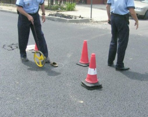 Vârstnic lovit de maşină în timp ce traversa strada prin loc nepermis, în Constanţa